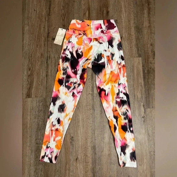 Sage Collective • 7/8 High Rise Multicolor Leggings - Picture 5 of 11